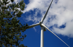ABO Wind und Luxcara haben einen Vertrag Ã¼ber die Bauleitung und weitere Dienstleistungen fÃ¼r drei finnische Windprojekte geschlossen.
